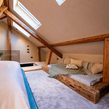 Bed and Breakfast Rabbit Hole Sibiu Esterno foto