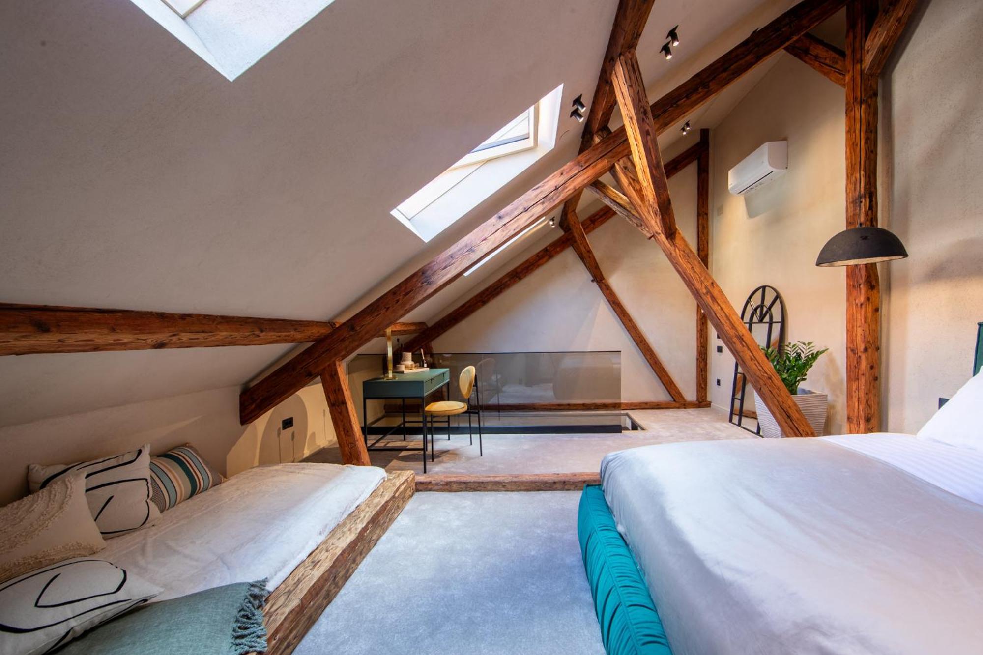 Bed and Breakfast Rabbit Hole Sibiu Esterno foto