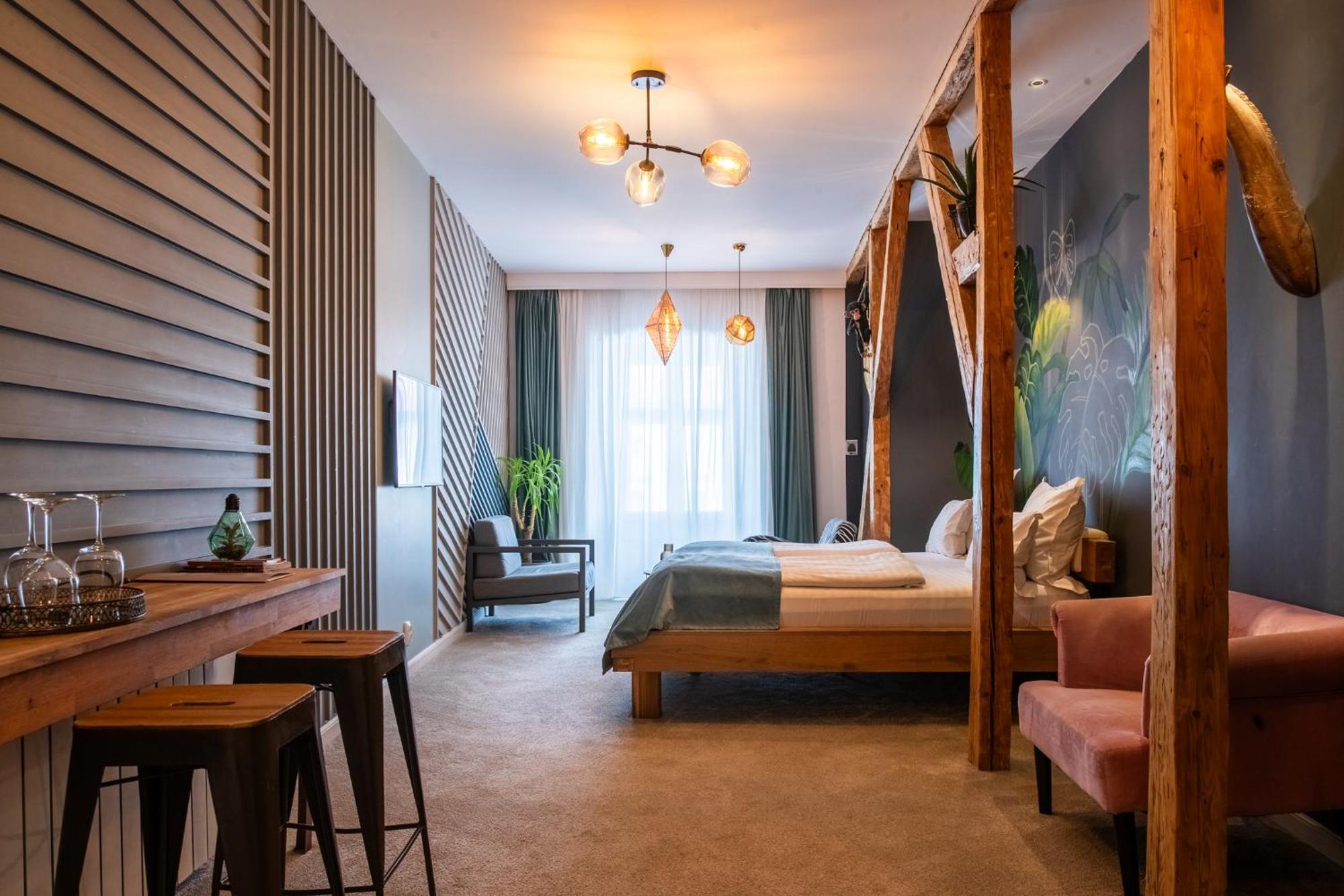 Bed and Breakfast Rabbit Hole Sibiu Esterno foto