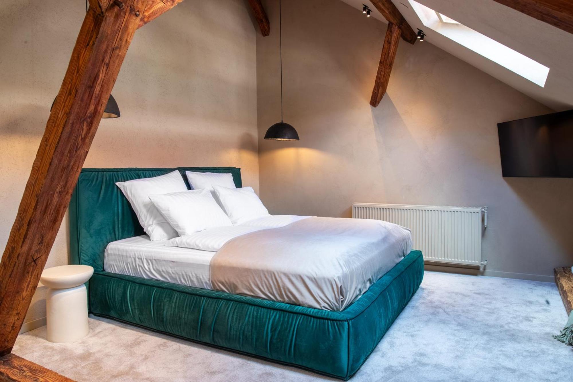 Bed and Breakfast Rabbit Hole Sibiu Esterno foto