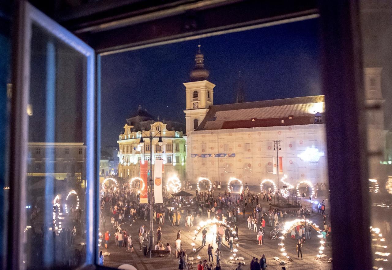 Bed and Breakfast Rabbit Hole Sibiu Esterno foto