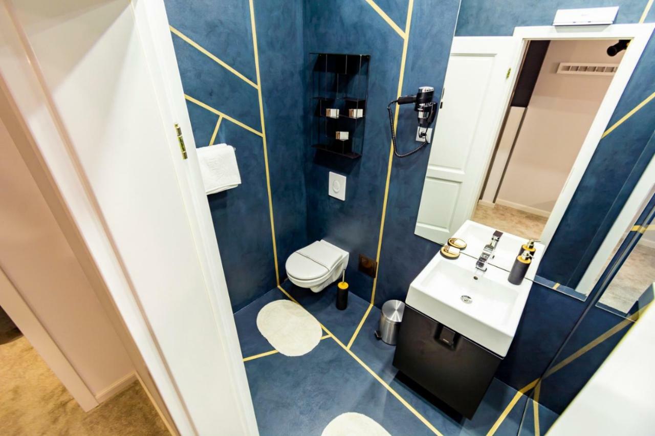 Bed and Breakfast Rabbit Hole Sibiu Esterno foto