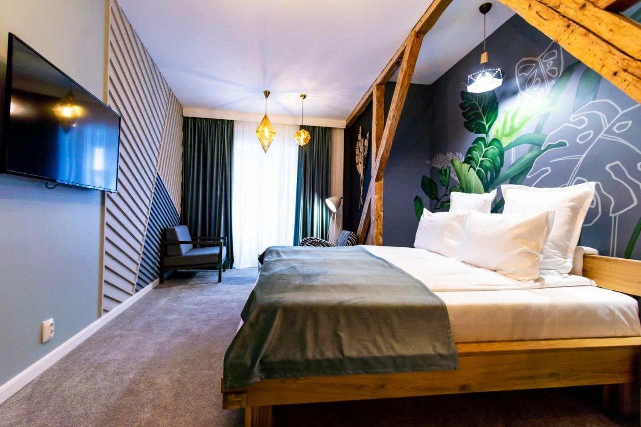 Bed and Breakfast Rabbit Hole Sibiu Esterno foto
